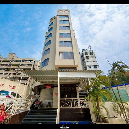 Lucky Hotel Goregaon Mumbai Exterior foto